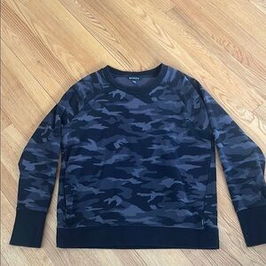 Athleta‎ black and grey camo sweater